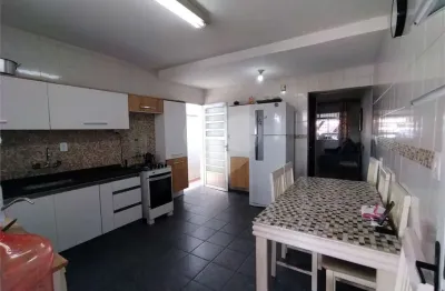 Casa com 2 quartos à venda na Doutor Zamitti Mammana, Campo Limpo, São Paulo