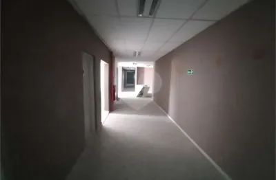 Sala comercial para alugar na Nicola Vivilechio, Jardim Bontempo, Taboão da Serra