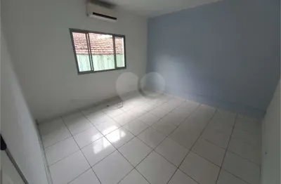 Sala comercial para alugar na Avenida Doutor João Guimarães, Morumbi, São Paulo
