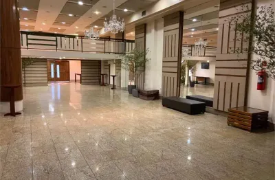 Ponto comercial para alugar na Avenida Morumbi, Santo Amaro, São Paulo