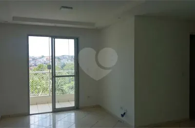 Apartamento com 3 quartos para alugar na Estrada Manoel Lages do Chao, 850, Jardim Caiapia, Cotia