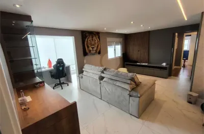 Apartamento com 3 quartos para alugar na Rua Doutor Luiz Migliano, 190, Morumbi, São Paulo