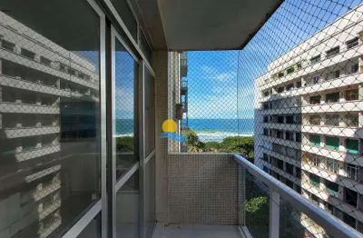 Apartamento próximo à praia com sacada — Pitangueiras — Guarujá
