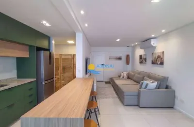 Apartamento à venda na praia do tombo, 2 dormitórios, 2 vagas.