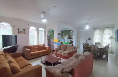 Casa com 4 dormitórios à venda, 230 m² por r$ 730.000,00 - balneário praia do pernambuco - guarujá/sp