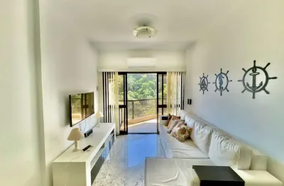 Apartamento à venda na praia da enseada, 3 quartos, 2 vagas.