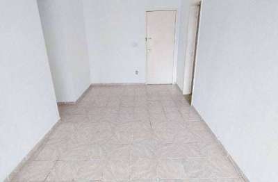 Apartamento com 2 quartos para alugar na rua cabo herculano, 241, vila da penha, rio de janeiro, 70 m2 por r$ 1.300