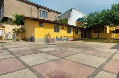 Casa com 3 quartos para alugar na rua pouso alto, 331, tanque, rio de janeiro, 144 m2 por r$ 2.200