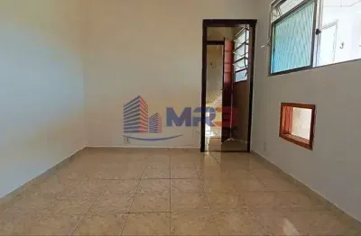 Casa com 1 quarto para alugar na rua pracinha dirceu de almeida, 53, pitangueiras, rio de janeiro, 22 m2 por r$ 700