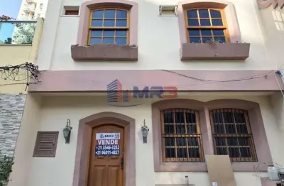 Casa em condomínio fechado com 3 quartos para alugar na rua grajaú, 31, grajaú, rio de janeiro, 225 m2 por r$ 3.500