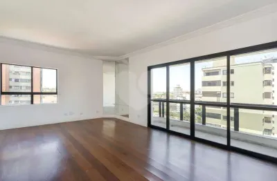 Cobertura 305m² 04 dorm 01 suite 04 vagas reformada para venda em moema fora de rota e com piscina