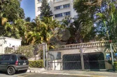 Imóvel para locação na vila mascote! venha conhecer este lindo apartamento localizado em rua tranqui