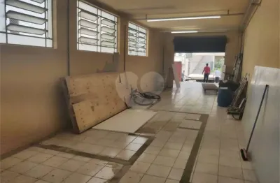 Casa comercial à venda na Rua Salvador de Edra, 50, Saúde, São Paulo
