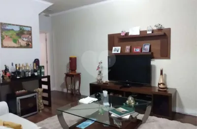 Casa com dois dormitrios 2 vagas à venda na vila são paulo