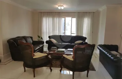 Apartamento com 3 quartos à venda na Rua Jesuíno Arruda, 134, Itaim Bibi, São Paulo