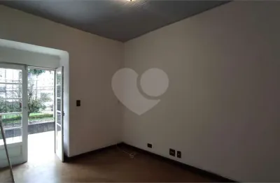 Apartamento à venda em moema – 3 dormitórios | 1 suíte | 2 vagas | varanda gourmet com churrasqueira