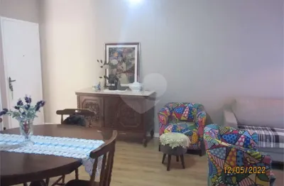 Apartamento com 65 m2, 02 quartos, 02 banheiros, 02 ambientes de sala (jantar e estar)