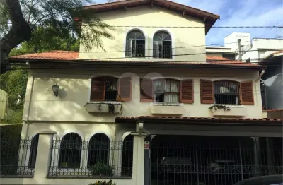 Casa tipo sobrado com 05 dormitórios 01 suite 04 vagas na chácara flora -venda