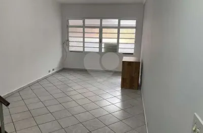 Casa com 3 quartos à venda na Rua Ailson Simões, 421, Cupecê, São Paulo