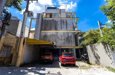Prédio à venda na Rua Natingui, 437, Vila Madalena, São Paulo