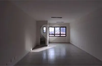 Conjunto comercial com 32m² 02 banheiros e 01 vaga para venda na vila mariana