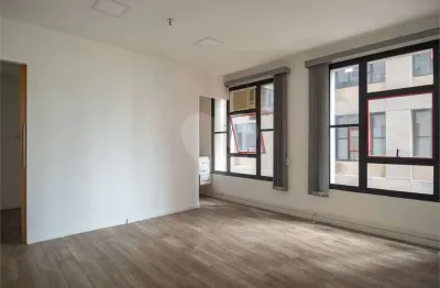 Conjunto comercial à venda ou locação com 46.5m2 e vaga de garagem  na vila olímpia são paulo sp