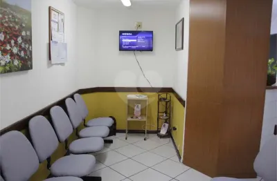 Sala comercial à venda na Rua Turiassu, 143, Perdizes, São Paulo