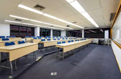 Aluga-se sala comercial em andar completo com 227 m² na liberdade - são paulo/ sp