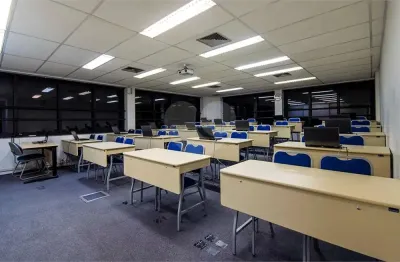 Aluga-se sala comercial em andar completo com 227 m² na liberdade - são paulo/ sp