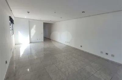 Sala comercial 65m para venda 02 banheiros e 01 vaga de garagem na lapa