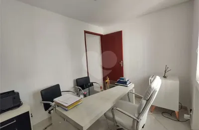 Sala comercial mobiliada na barra funda para locação