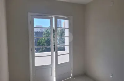 Apartamento para locação 32,68m2 reformado 01 dormitório estilo kitnet próximo ao metrô santa cecilia