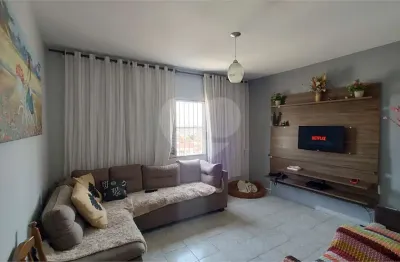 Sobrado à venda com 261m² área total 500m² na cupecê são paulo sp