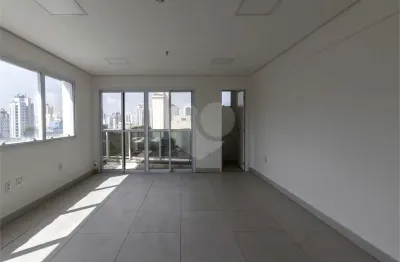 Sala comercial à venda e locação com 33m², vaga de garagem, próximo ao metrô hospital são paulo