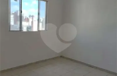 Sala/ deposito comercial com 1 banheiro na santa efigenia são paulo sp