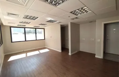 Sala comercial na vila olímpia para venda com 34m² e uma vaga de garagem