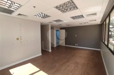 Sala comercial para venda na vila olímpia com 34m² e uma vaga de garagem