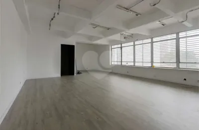 Sala comercial e 2 banheiros à venda 69 m²  itaim bibi, são paulo