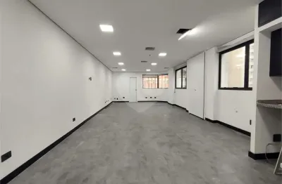 Conjunto comercial 56m2 com 02 banheiros e uma vaga com manobrista na bela vista locação