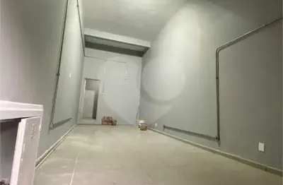 Salão comercial para locação em pinheiros são paulo/sp com 40m²