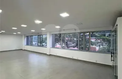 Conjunto comercial para alugar, com 4 banheiros, 4 vagas de garagem em vila olímpia com 167m² são pa