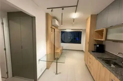 Apartamento com 1 Quarto e 1 banheiro para Alugar 32 m² Moema São Paulo  SP