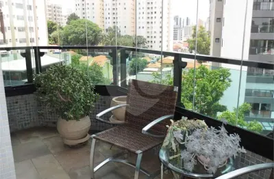 Oportunidade na saúde - apto reformado c/188m2 - 3 suítes/3 vagas - 300 m. do metrô