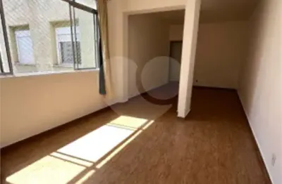 Apartamento com 2 quartos à venda na Rua Oliveira Peixoto, 43, Aclimação, São Paulo