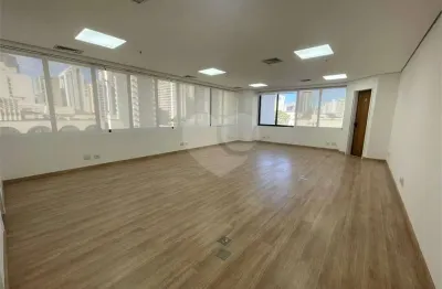 Sala ou conjunto comercial em itaim bibi com 75m² são paulo sp aluguel ou venda