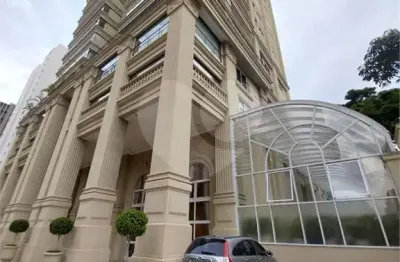 Uma excelente oportunidade de morar no melhor do itaim bibi, em um apartamento extremamente espaçoso