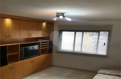 Apartamento mobiliado para locação na república - 39m² com 1 dormitório e 1 vaga de garagem