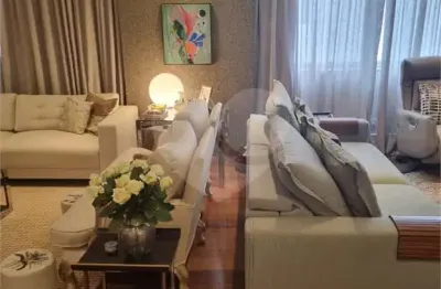 Apartamento com 3 quartos à venda na Rua Abílio Soares, 356, Paraíso, São Paulo