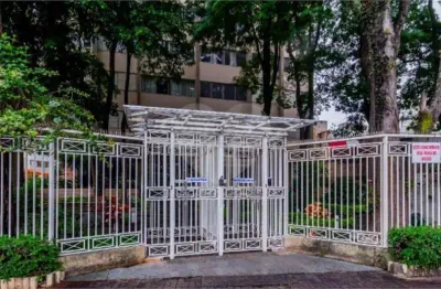 Apartamento na região do ipiranga à 8 minutos do metrô com 2 dormitórios .