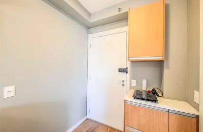 Lindo studio mobiliado de 21m² localizado em santo amaro